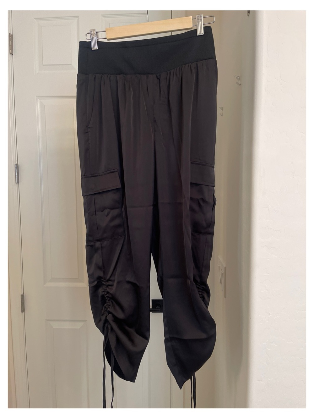 Nicole by Nicole Miller Black Cargo Drawstring Joggers with Ruched Hem